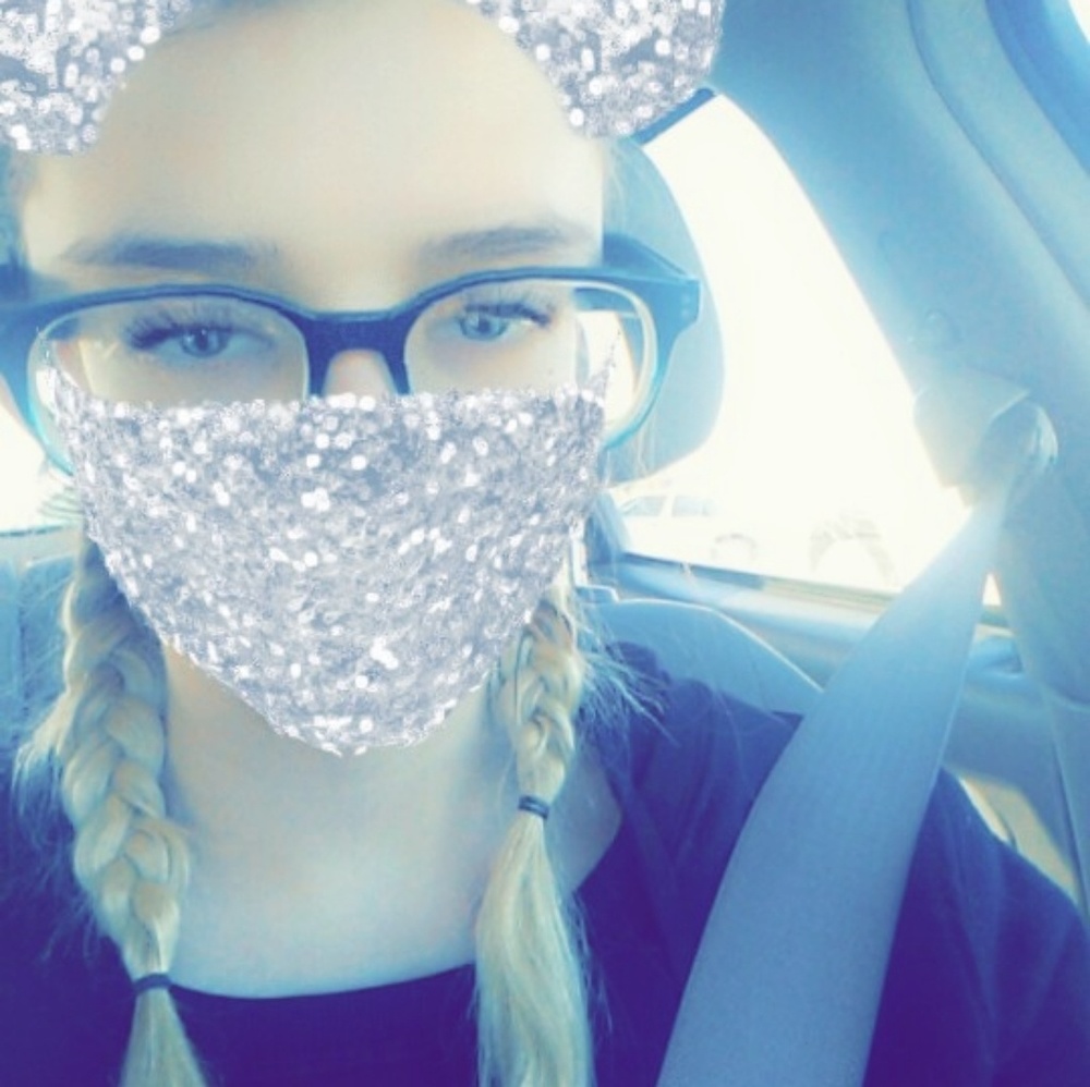 Meet your Posher, Amber